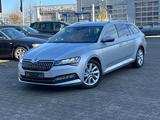 Skoda Superb Combi Premium Edition 4x4 *AHK*LED - Skoda Superb in Frankfurt (Main)