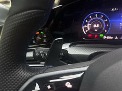 VW Golf R Variant 4Motion 320 PS  IQ.Light