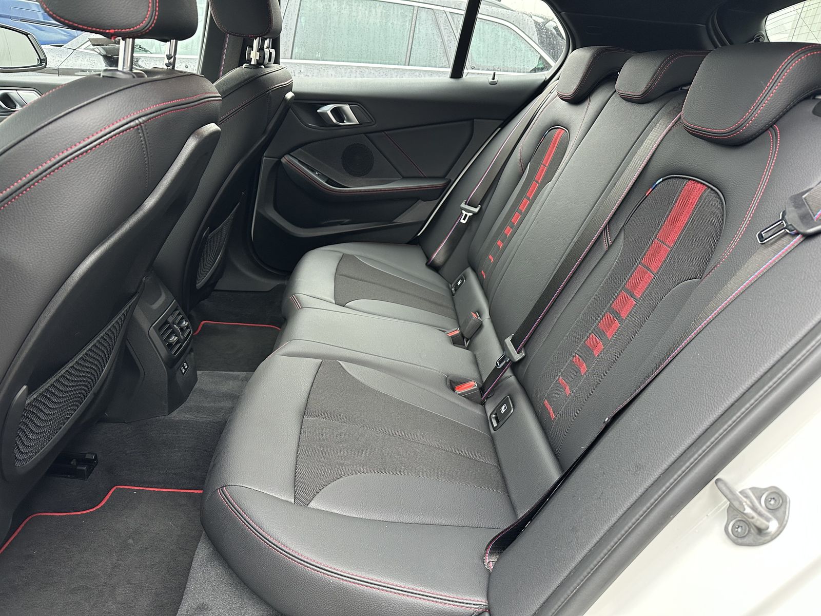 Fahrzeugabbildung BMW 128ti 5-Türer Sport-Aut. NAV+LED+ACC+MEMORY+18ZO