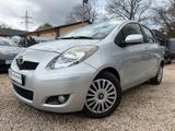 Toyota Yaris Life Automatik*Klimaauto*Allwetter*2.Hand - Toyota Yaris aus 2010