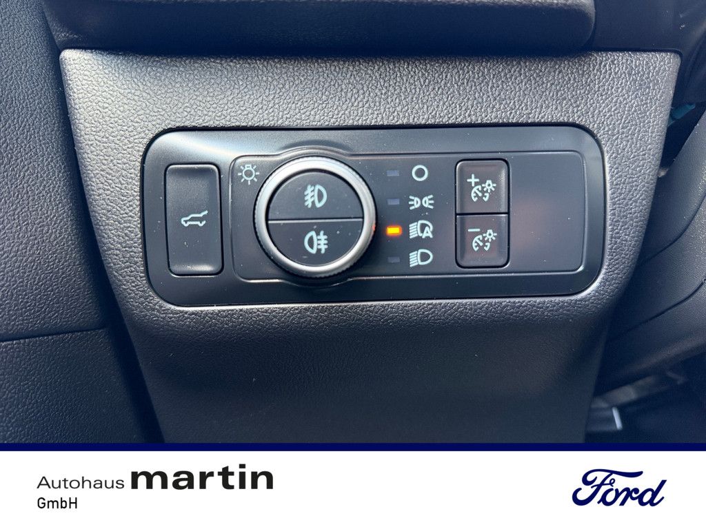 Fahrzeugabbildung Ford Kuga 1.5 ST-Line X PDC SHZ NAVI ACC B&O LED