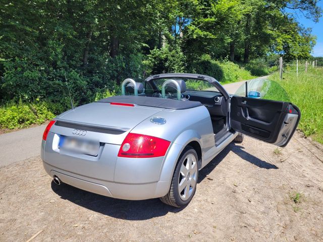 Audi TT Roadster 8N9  1.8T Cabrio