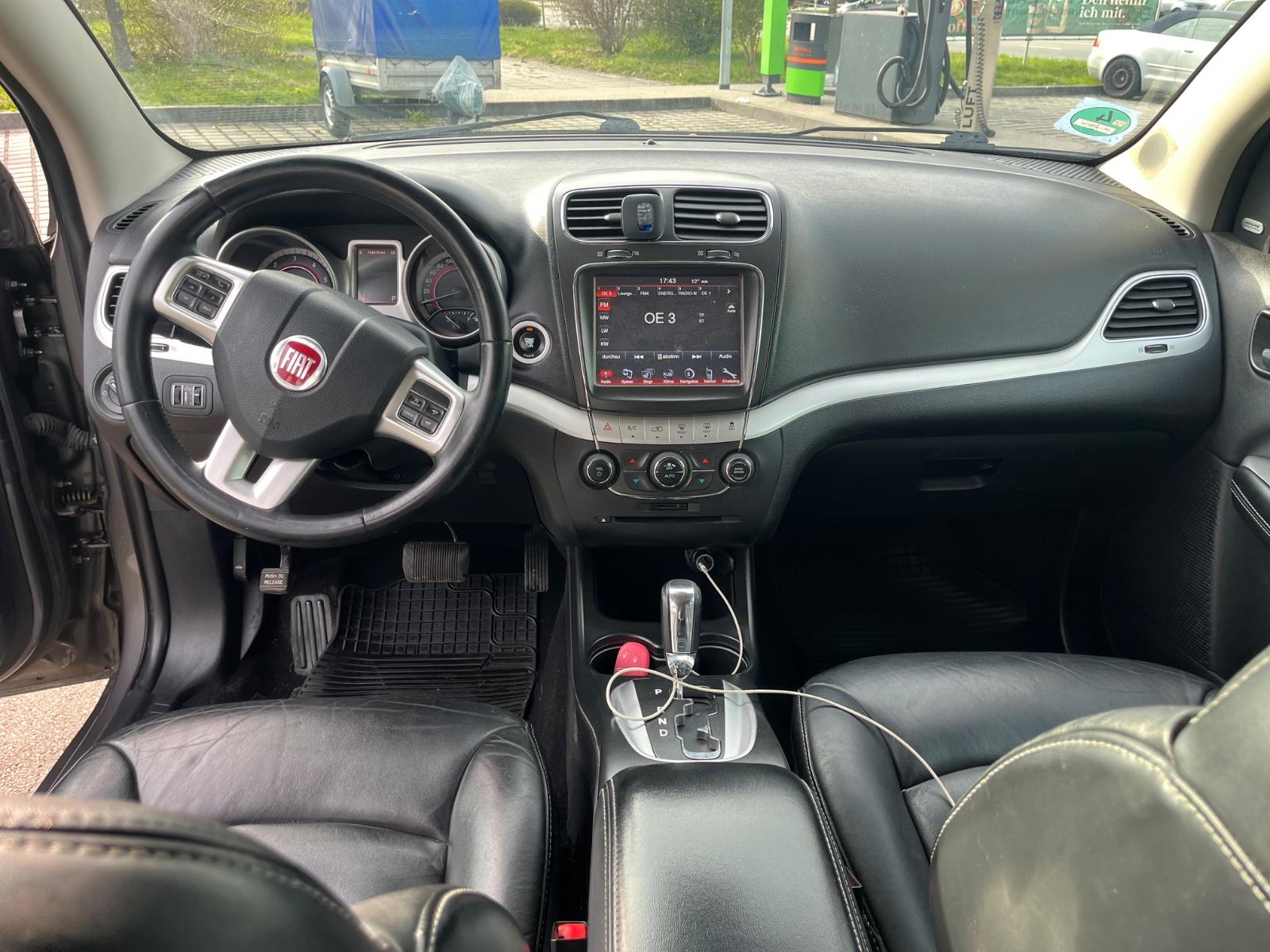Fiat Freemont Lounge AWD (AUTOMATIK)