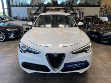Alfa Romeo Stelvio Super Q4 *KAM*NAVI*TEMPOMAT*LKHZ*