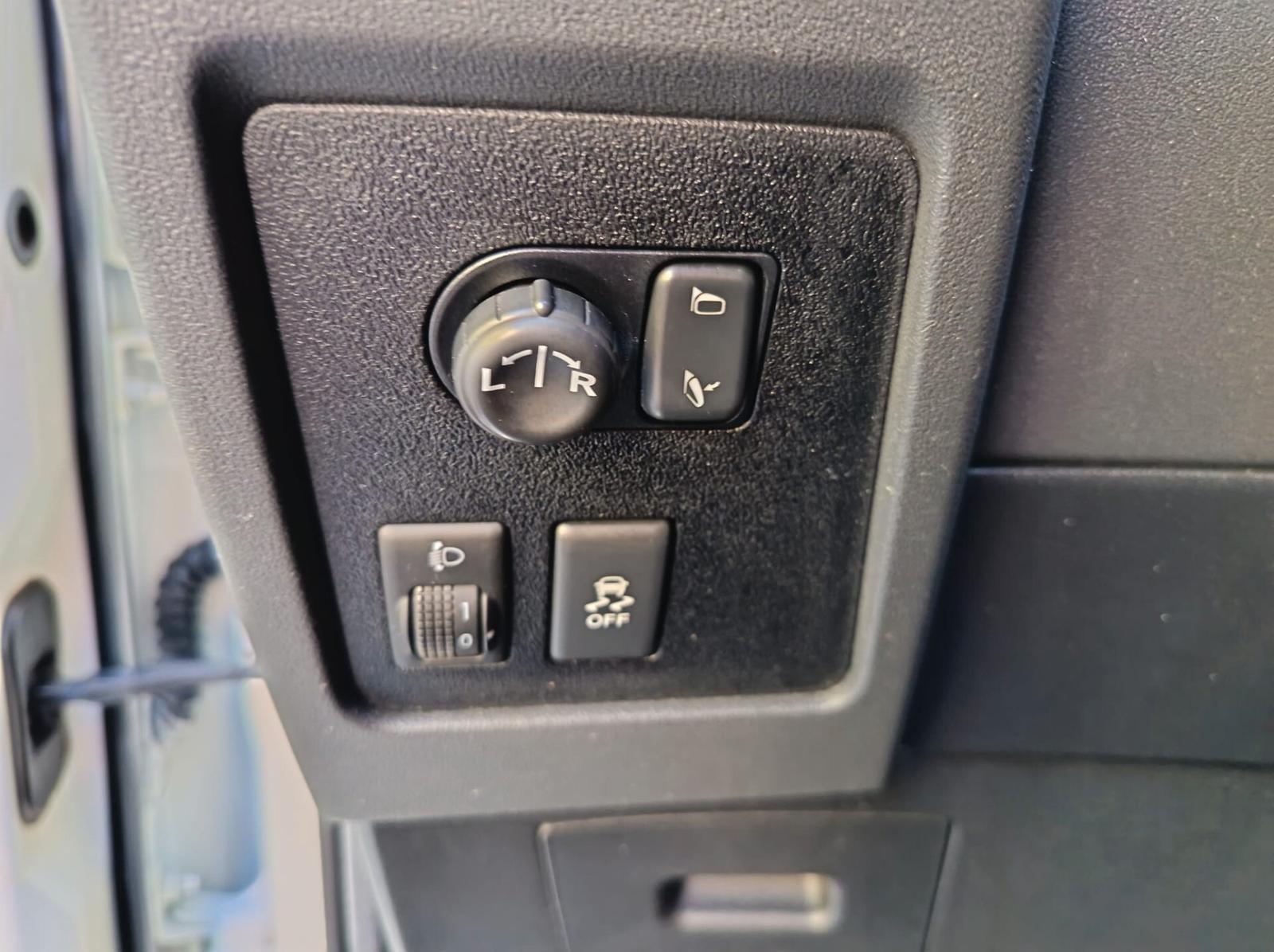 Nissan Qashqai 2012 — photo 15
