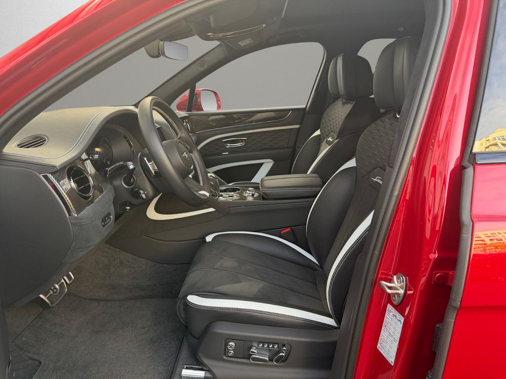 BENTLEY Bentayga 2026
