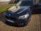 BMW 550i xDrive A - - BMW 550: 550i Xdrive