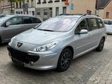 Peugeot 307 Break/ SW Break Tendance *Schiebedach/AHK* - Peugeot 307 aus 2005: SW