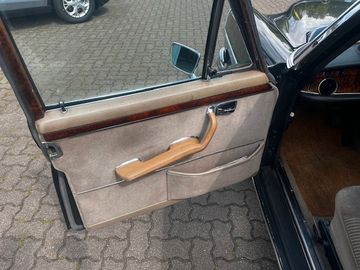 Mercedes-Benz 300 SEL 3,5