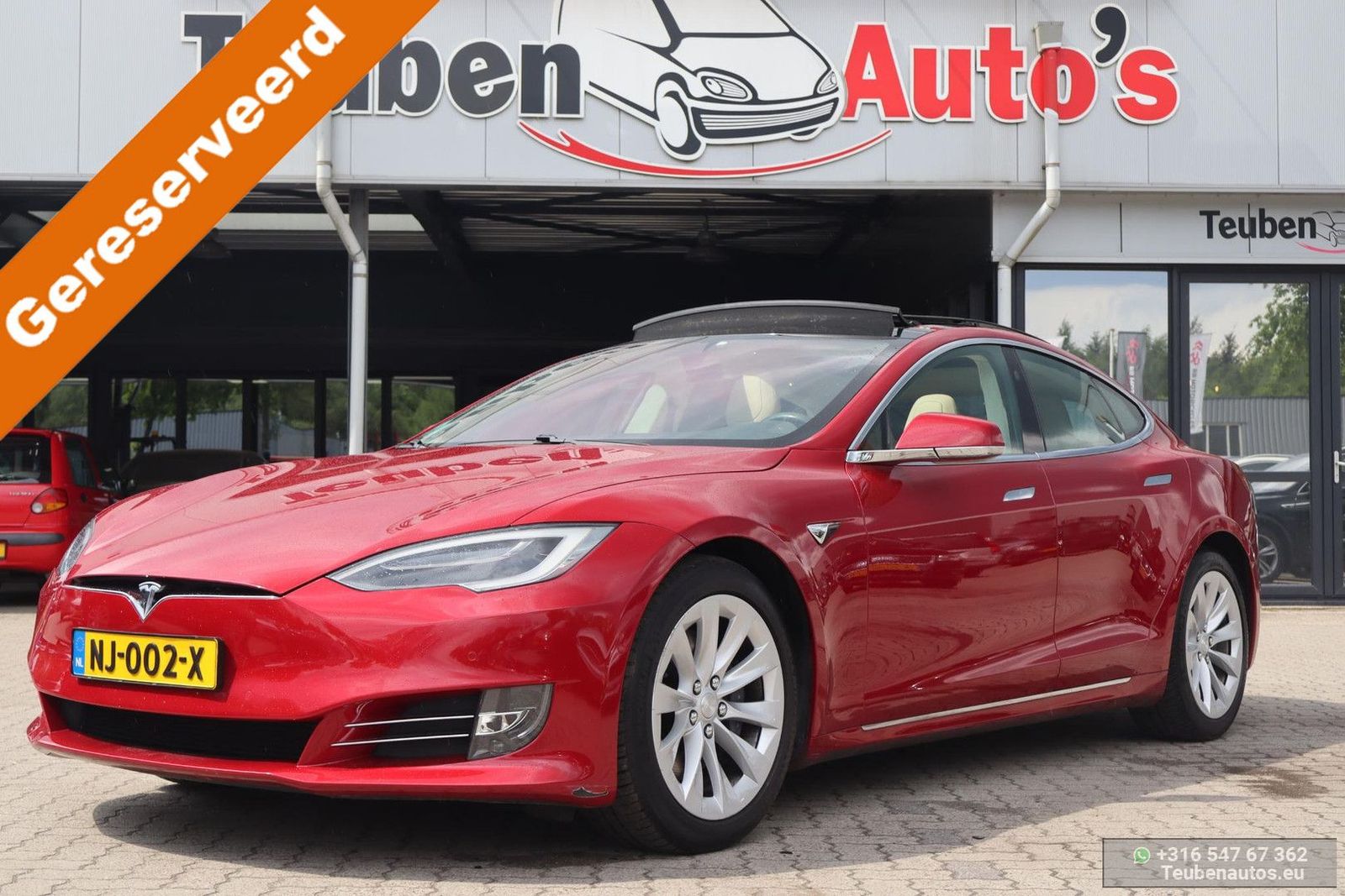 TESLA Model S