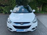 Hyundai ix35 4WD *Inspektion Neu/Panoramadach* - Hyundai ix35 Gebrauchtwagen