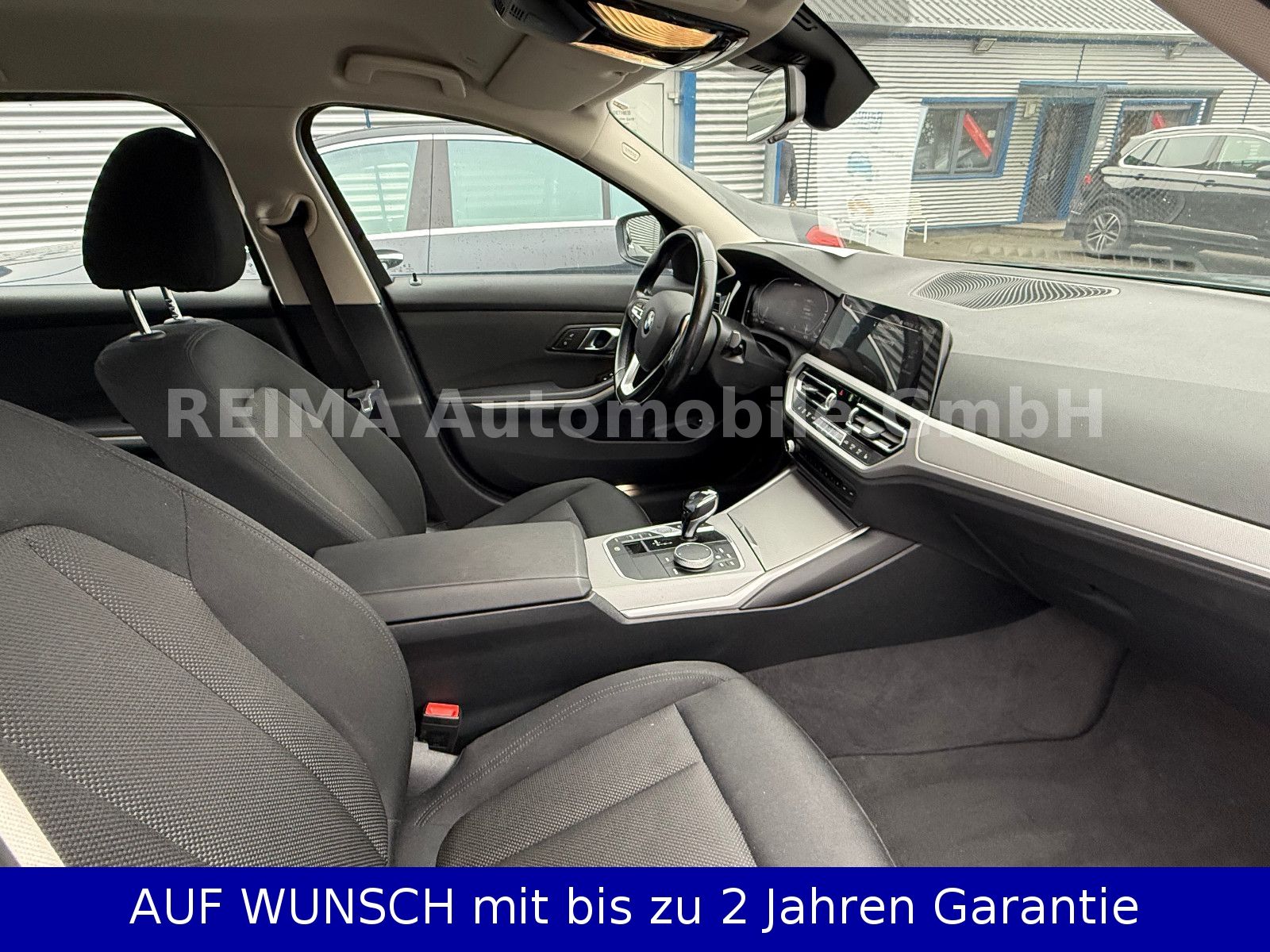 Fahrzeugabbildung BMW 330e Touring, LED, 360°, Navi