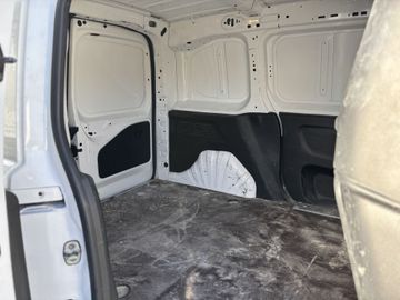 Fotografie des Opel Combo Cargo 1.5 D Edition AHK
