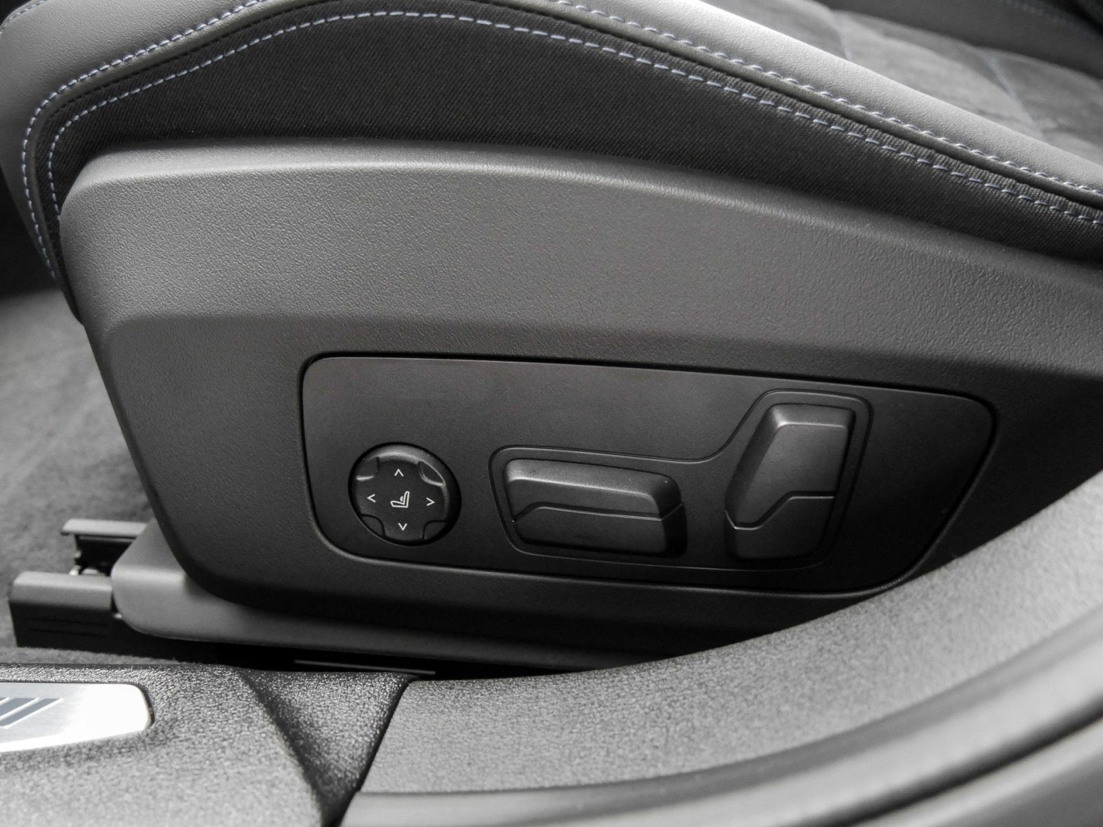 BMW 118 - Bild 11