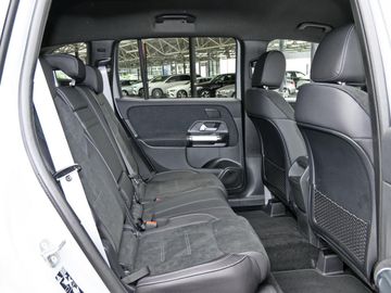 Mercedes GLB 180 - 10