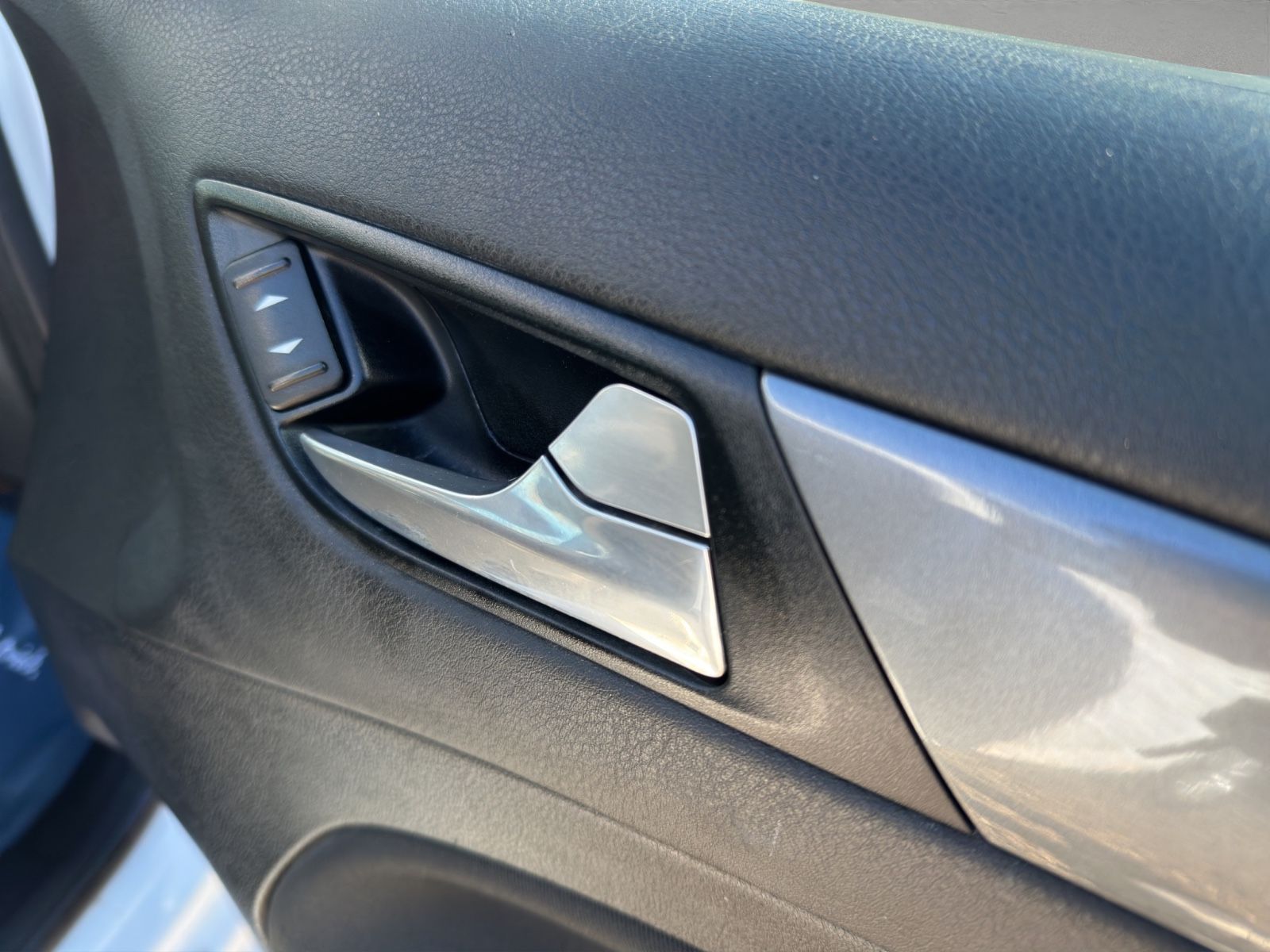 Fahrzeugabbildung Ford Mondeo Trend/II.Hand/Anhängerk./PDC/