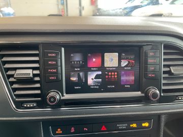 Seat Leon FR *LED*NAVI*SZHZ*TEMPOMAT*SPORTSITZE*TOUCH