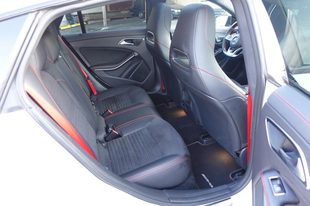 Mercedes-Benz CLA 45 AMG Shooting Brake