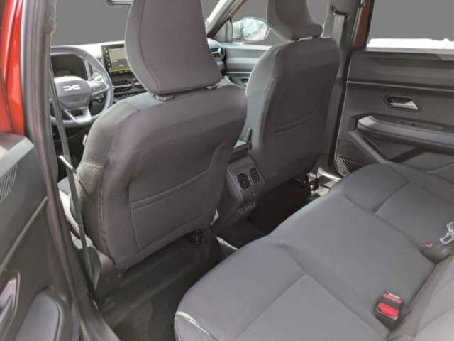 Fahrzeugabbildung Dacia Bigster Journey TCe 140