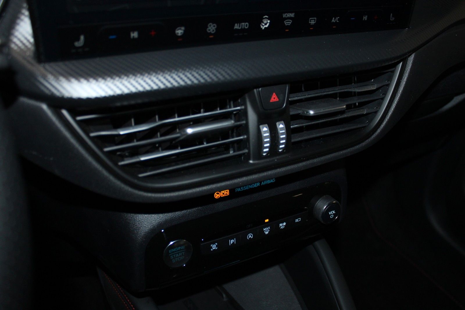 Fahrzeugabbildung Ford Kuga ST-Line X Automatik Facelift AHK Matrix LED