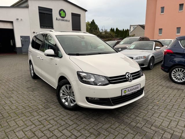 Volkswagen Sharan Cup BMT*NAVI*KAM*PDC*AHK*PANO*7SITZE