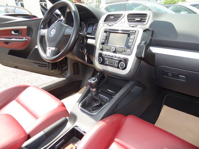 Fahrzeugabbildung Volkswagen Eos Basis/1.Hand/79.000km/Leder/PDC/140PS/