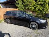 Toyota Avensis Touring Sports Business Edition*SCHECK* - Toyota Avensis: Business
