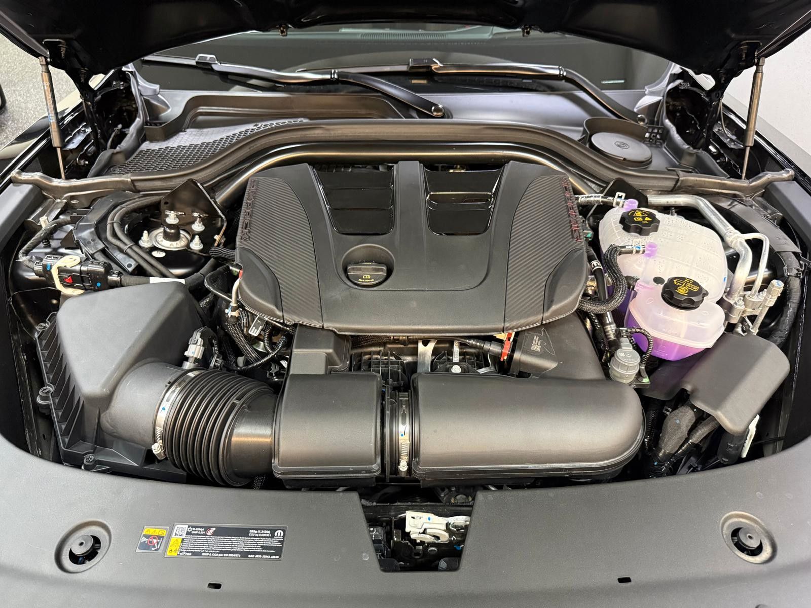 Fahrzeugabbildung Dodge CHARGER 4DR -LAUNCH EDITION-SIXPACK-CARBON-AWD