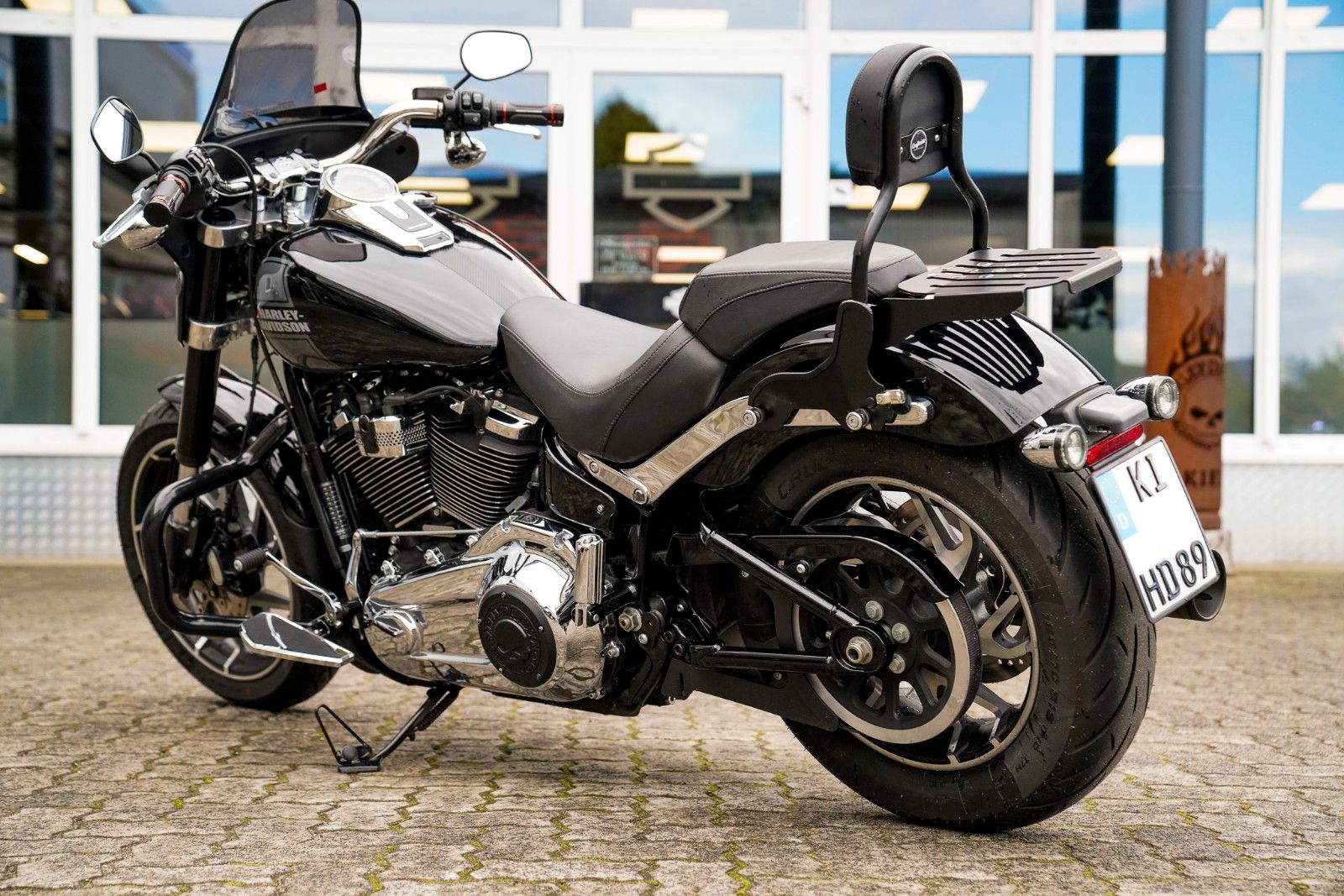 Fahrzeugabbildung Harley-Davidson FLSB Sport Glide 107 cui - Jekill & Hyde