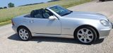 Mercedes-Benz 230 SLK Cabrio - Mercedes-Benz 230 mit Benzin-Antrieb