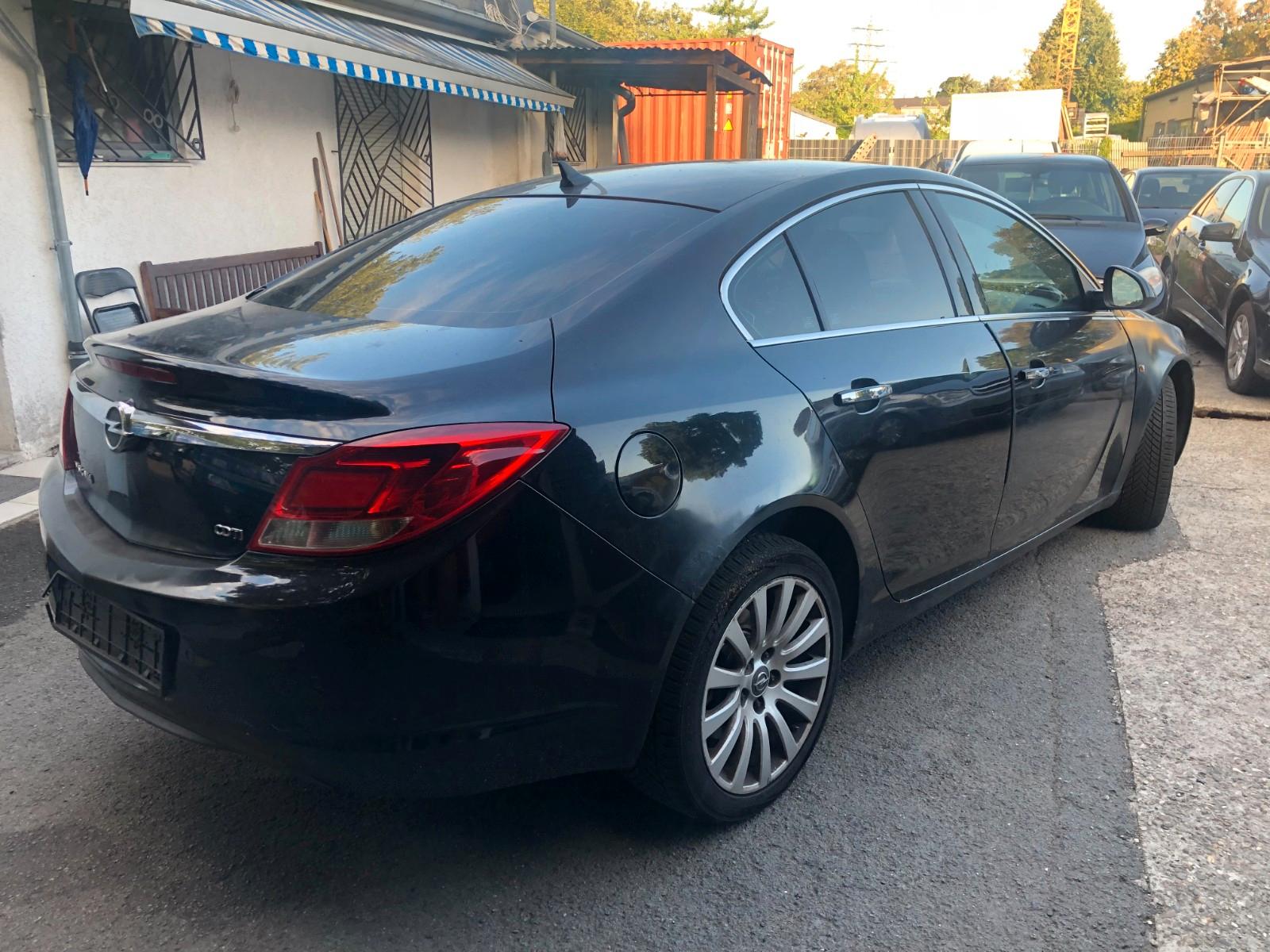 Opel Insignia A Lim. Cosmo