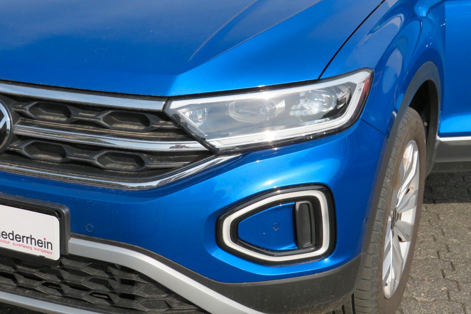 Fahrzeugabbildung Volkswagen T-Roc Style KAMERA ACC NAVI APP SITZH DIGI-COPI