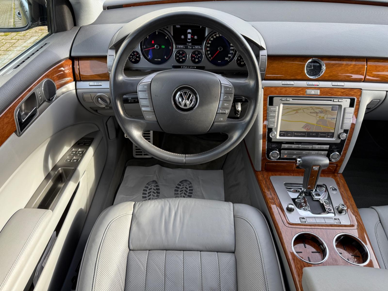 Volkswagen Phaeton V6 TDI 4Motion 19 Zoll Voll Scheckheft