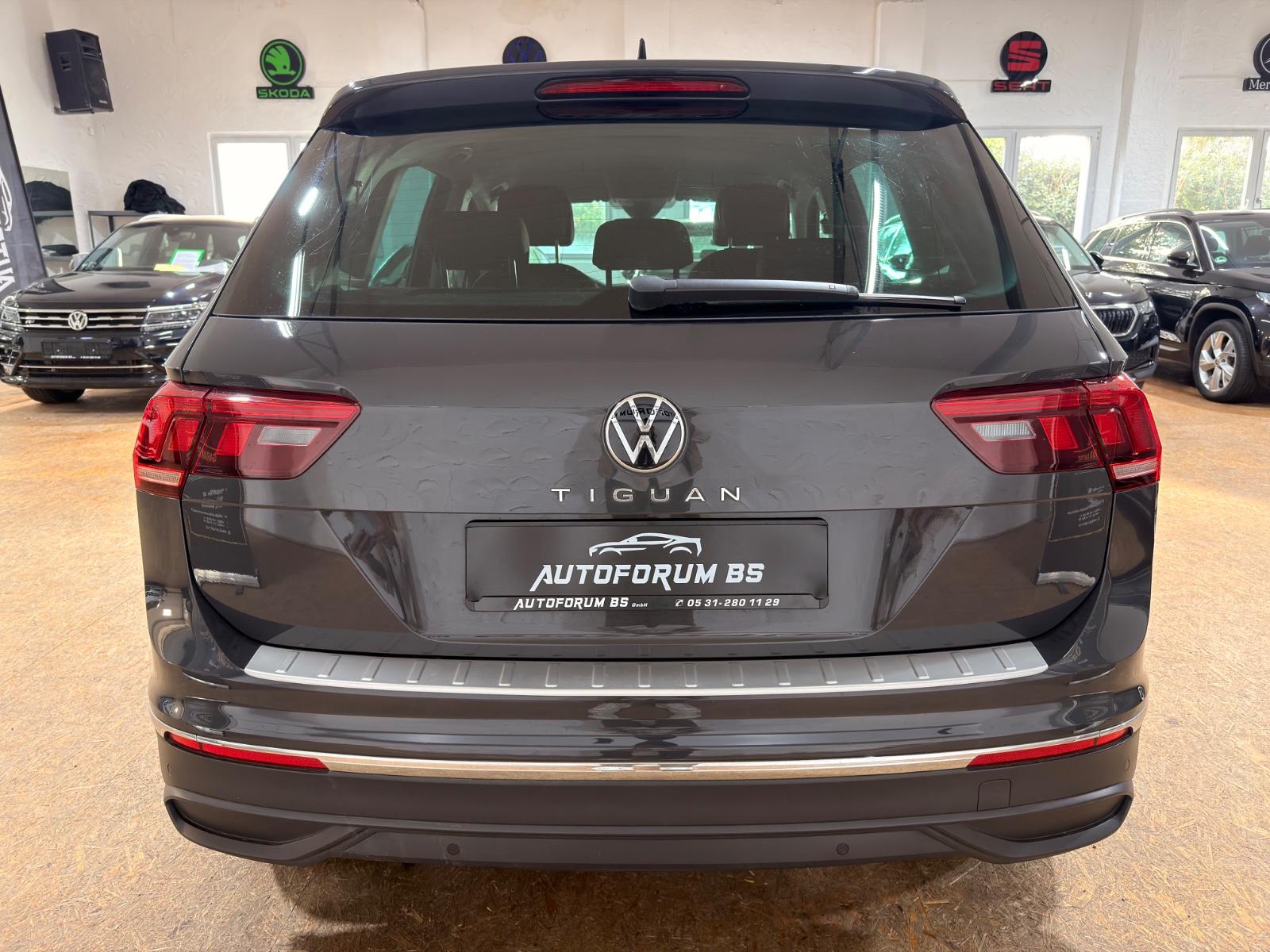Volkswagen Tiguan Life 2.0TDI DSG/SHZ/ACC/LED/PDC/17", миниатюра 8