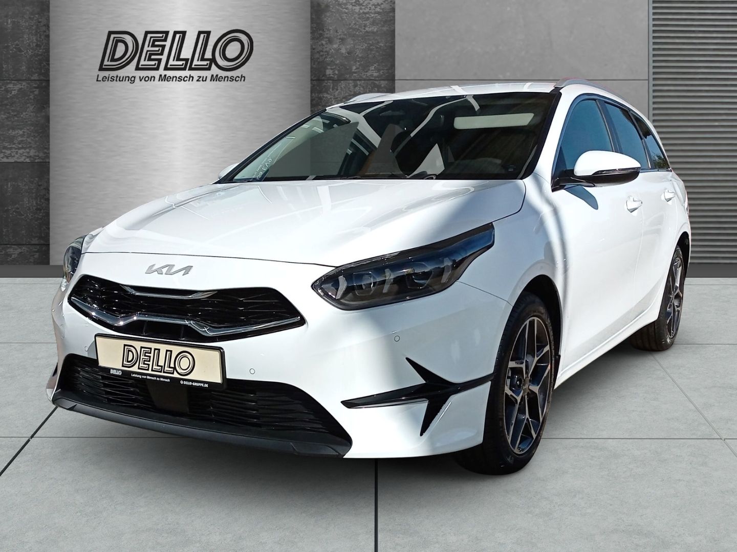 Kia Ceed_sw Ultimate Edition 1.5T Mild-Hybrid DCT St