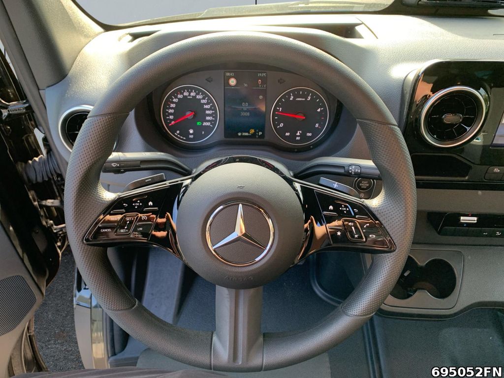 MERCEDES-BENZ Sprinter 2026