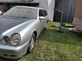 Mercedes-Benz Mercedes w  210  200t kompressor   zum aus... - : Kombi, W210