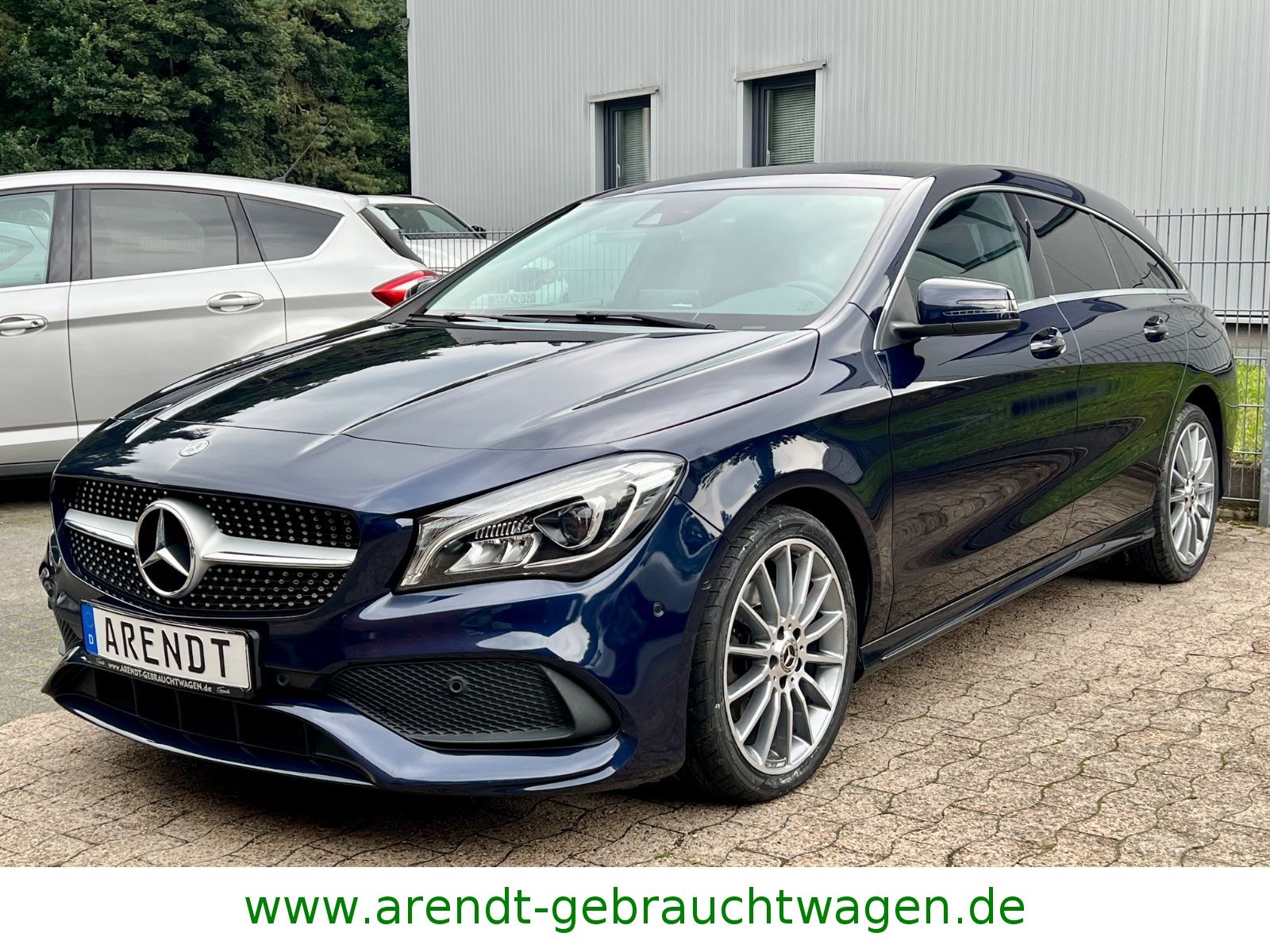 MERCEDES-BENZ CLA 250*AMG-LINE/AUTOMATIK/RFK/SKZ/AHK/LED/PDC*