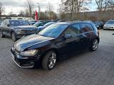 Volkswagen Golf VII Lim. Highline = (fast) Vollausstattung - Gebrauchtwagen in Lübeck