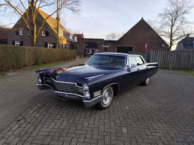 Cadillac Deville