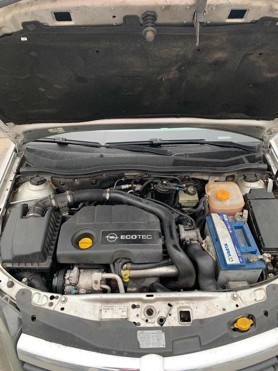 Opel Astra 2006 — photo 7