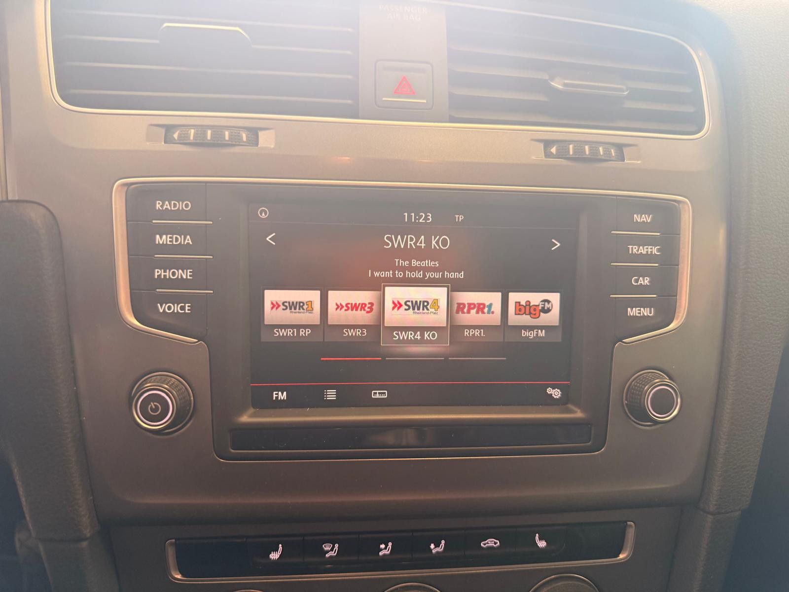 Fahrzeugabbildung Volkswagen Golf VII Lim. Lounge BMT / KLIMA / NAVI /