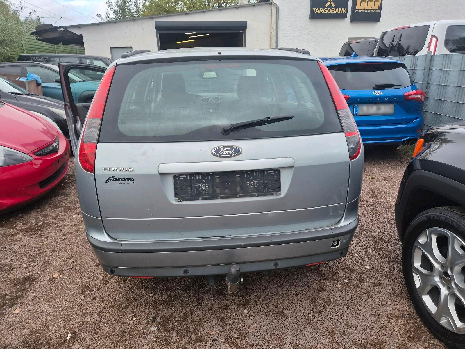 Ford Focus 2008 — photo 14