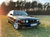 BMW E34 525i Touring Oldtimer mit H-Kennzeiche... - BMW 5er Reihe: Kombi, E34