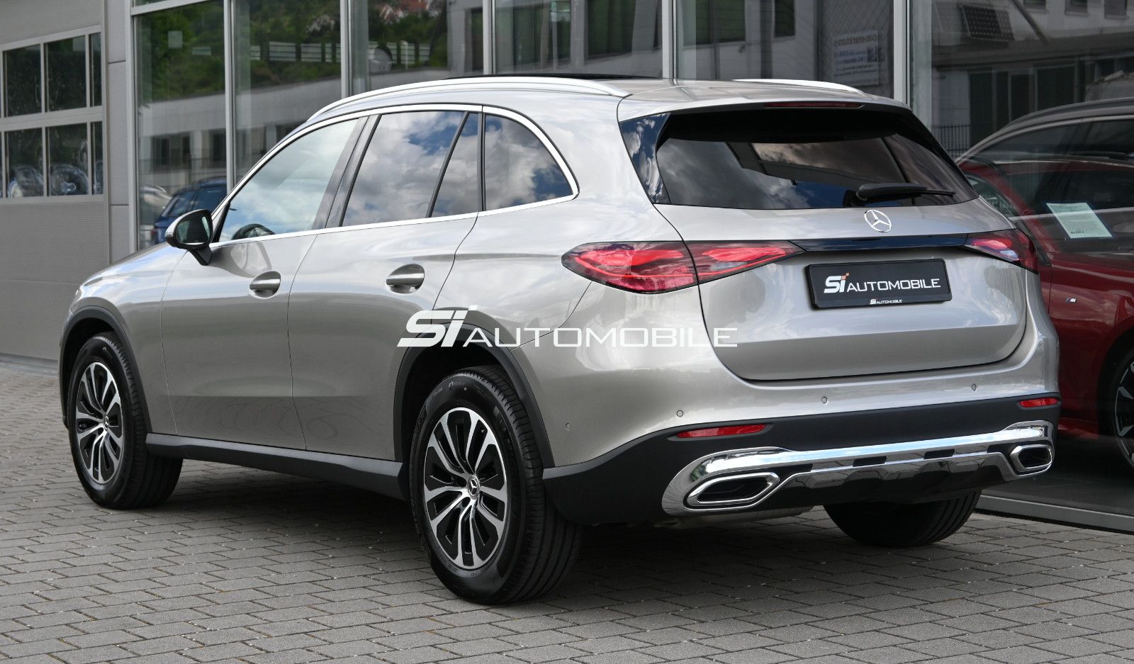 Fahrzeugabbildung Mercedes-Benz GLC 220 d 4MAT. Avantgarde °DISTRONIC°PANORAMA°