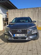 Hyundai KONA 1.6 T-GDI  DCT 4WD AHK  HUD SHZ LED 1Hd - Hyundai KONA: Von Privat