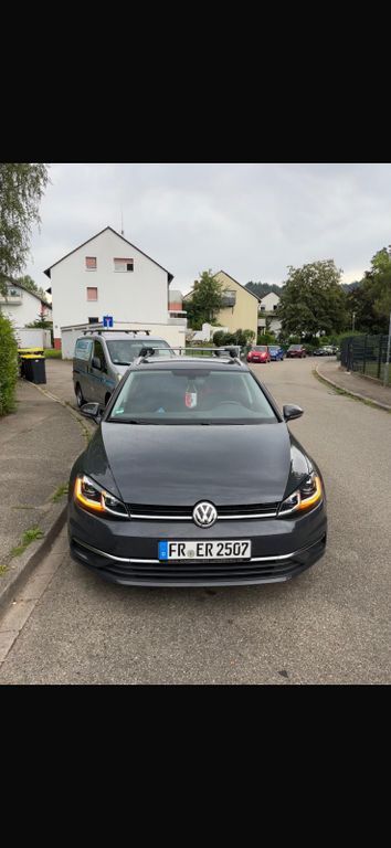 Image of Volkswagen Golf