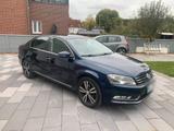 Volkswagen Passat 1.6 TDI BlueMotion BlueMotion - Volkswagen Passat aus 2012 mit Diesel-Antrieb: Limousine
