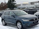 Volkswagen Tiguan 2.0 TSI DSG Pano ACC lenkrheiz LED