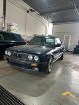 BMW E30 325 - BMW 325 aus 1993